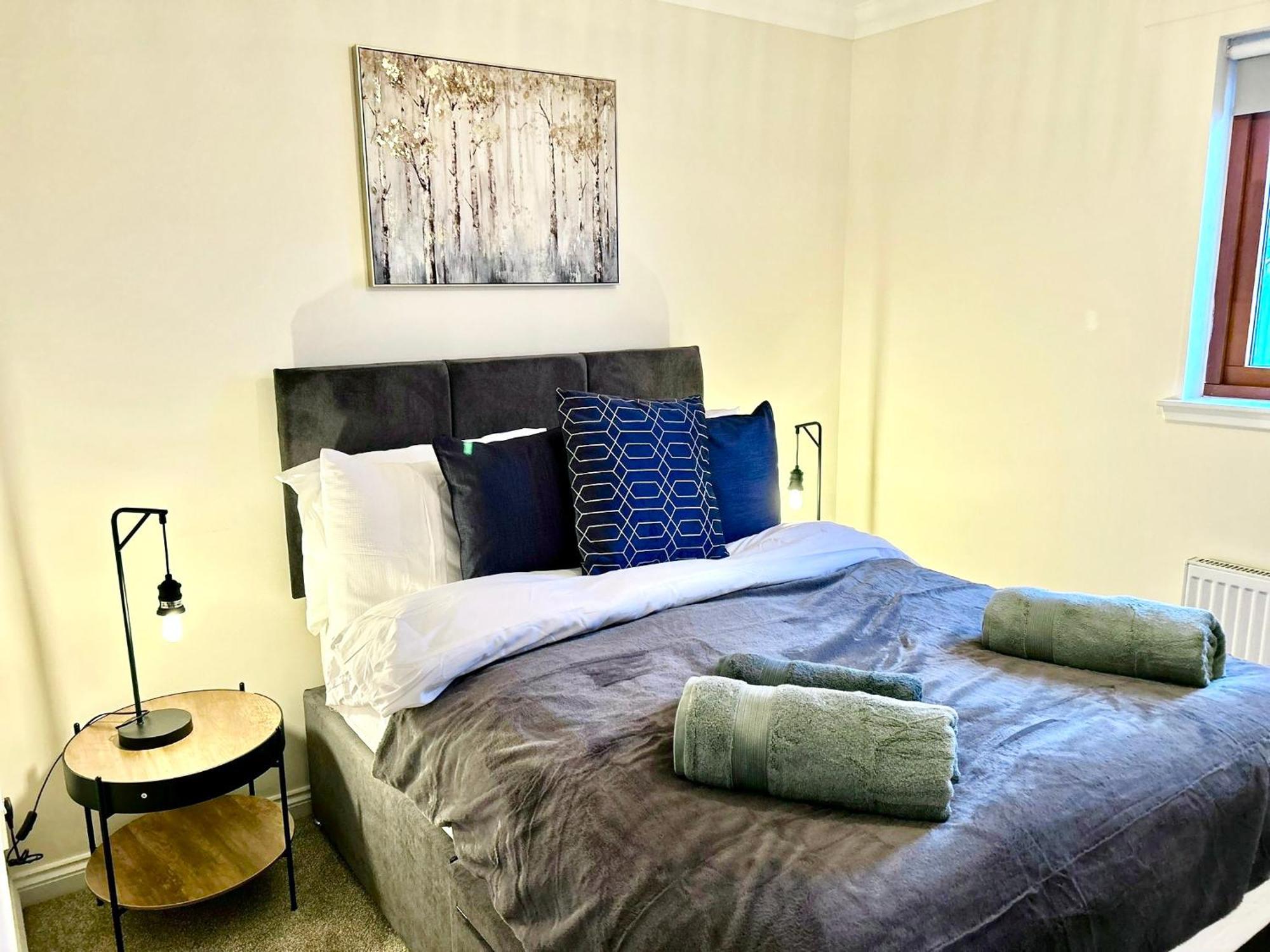 Central Cosy Riverview Apartment 2 Bed, 2 Bath, Free Parking / Wifi Inverness Kültér fotó